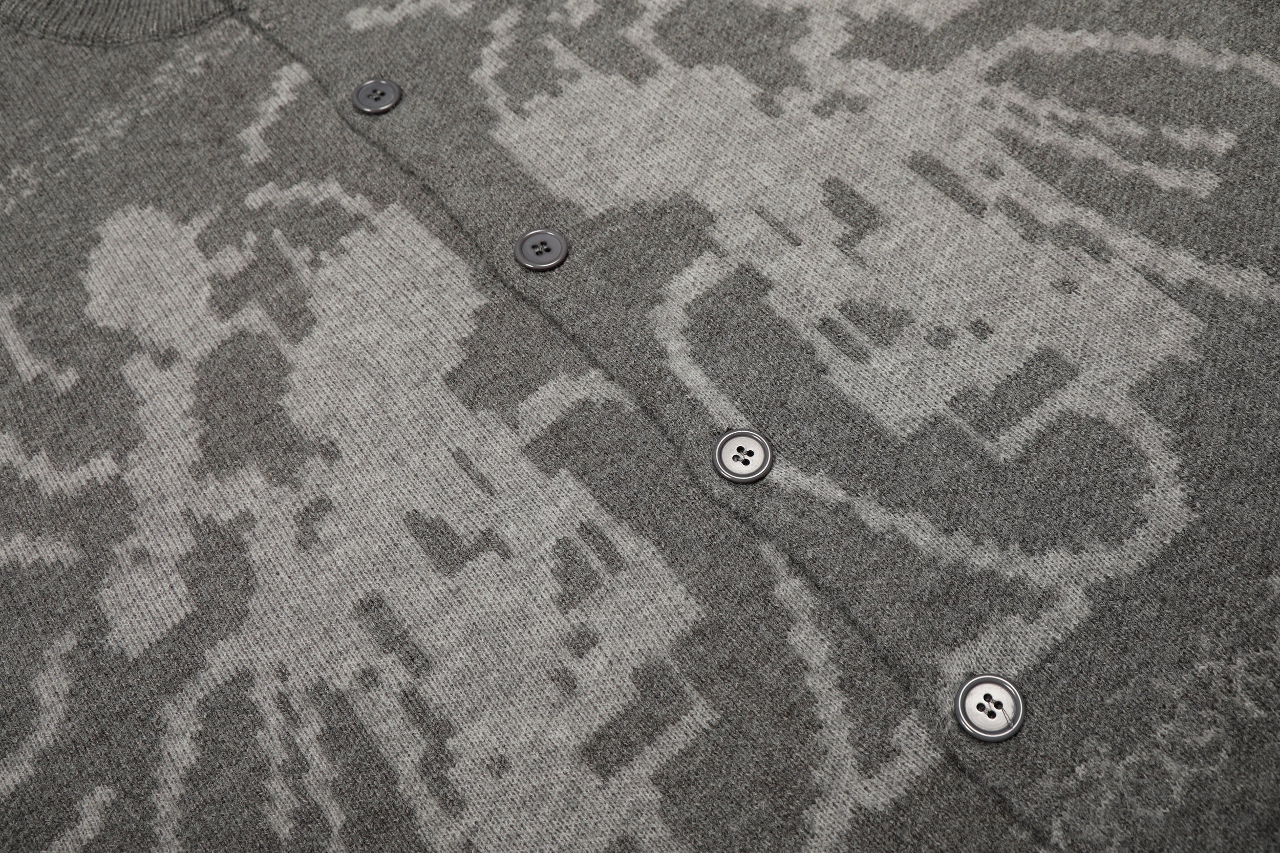 Cyclist Graphic | Knit Retro Cardigan - Drenn