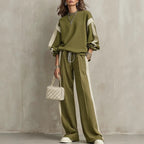 Women’s Oversized Tracksuit Set | Color Block Sweatshirt and Wide-Leg Pants