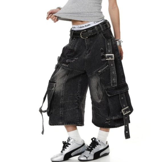 Men's Frayed-hem Distressed Denim Capri Pants