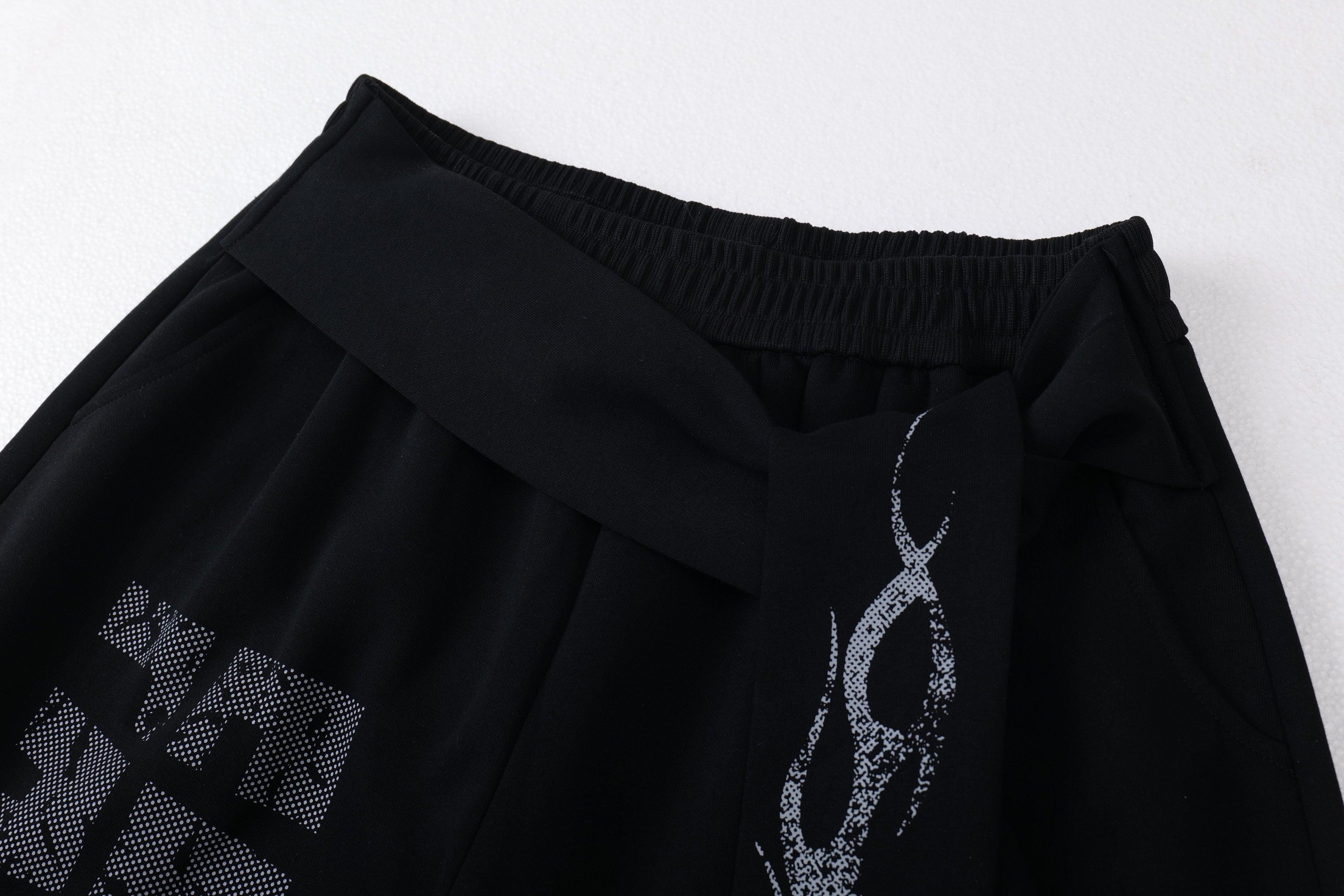 Dark Street Letter Flame Sweatpants - Drenn