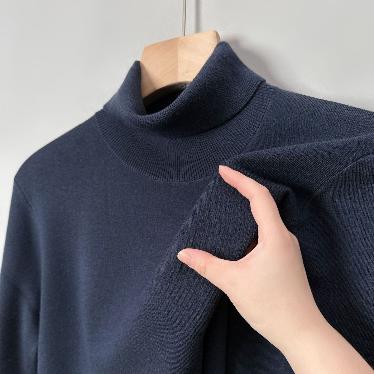 Men’s Slim Fit Turtleneck Sweater | Anti-Pilling Knitted Winter Pullover