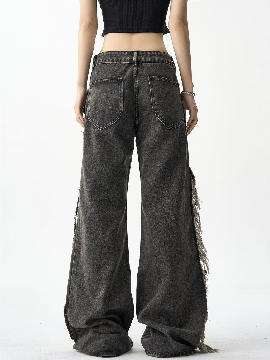 Damskie jeansy cargo z przetarciami