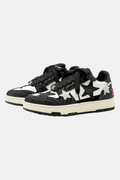 Sneakersy w stylu Y2K